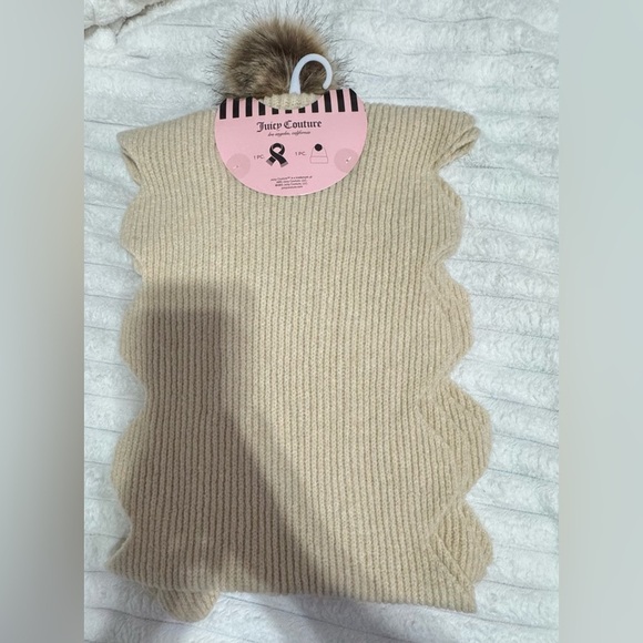Juicy Couture Beige Knit Beanie and Scarf Set main image 5